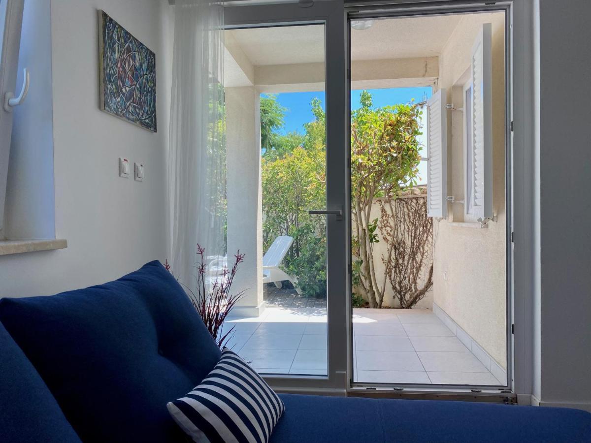 Private Pool And Mediterranean Garden Apt Mia Silo  Exterior photo
