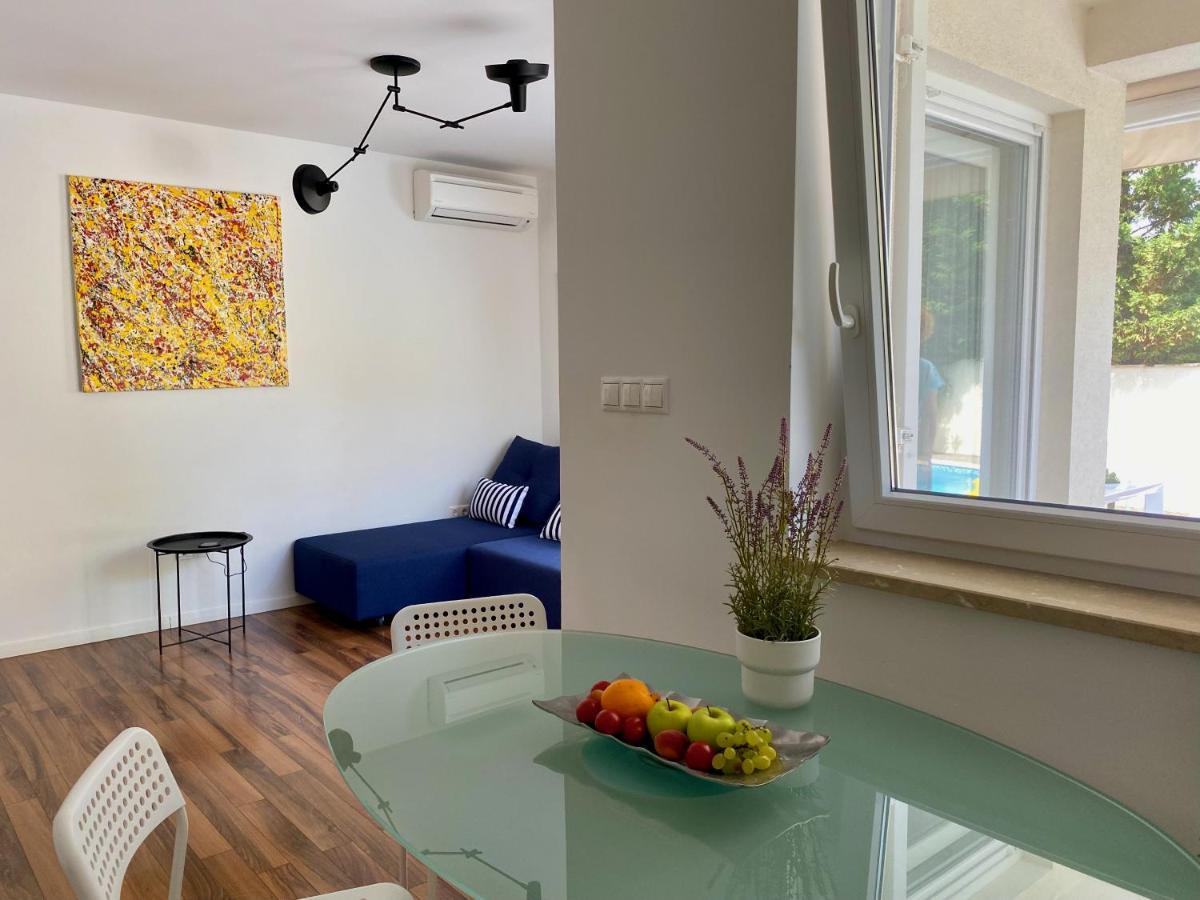 Private Pool And Mediterranean Garden Apt Mia Silo  Exterior photo